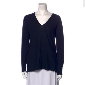 Vince Oversized Navy Blue V Neck Top Sweater W Long Sleeves